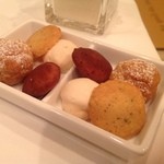 オー グー ドゥ ジュール - お茶菓子