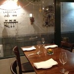 スペイン海鮮料理 ラ マーサ - 店内