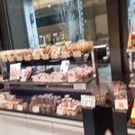 トシ・ヨロイヅカ 東京 - 