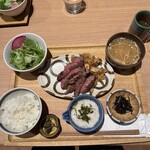 農絆卓恵 炭焼き料理とお酒 - 