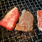 炭火焼肉enよしの本店 - 