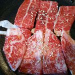 炭火焼肉enよしの本店 - 上カルビランチのお肉＾＾；