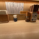 鴨そば さわ田 - 掲示物