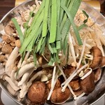 とり焼肉 はちろく - 横から撮るべきですね