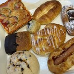 焼きたてパン マンハッタン - 