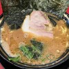 豚骨醤油ラーメン 王道家 柏店