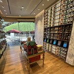 Venchi Beachwalk Shopping Center - 