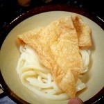 讃岐うどん がもう - ぶっかけ150円　＆　あぶらあげ100円　つゆをかける前