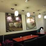 illy café - 2014年の内観