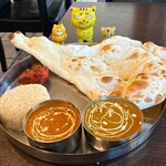 BINDU - Bランチセット　1,050円(税込)   ※カレーが2種類付くので、これにしました
