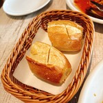 Delice - パンがついてます。これは2人分です