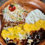 びっくりドンキー - 料理写真:オムデミチーズバーグディッシュ