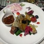 China Four Seasons - 