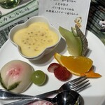 China Four Seasons - 