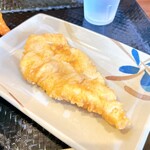 香川製麺所 - かしわ天 230円
フニャッと柔らかいタイプでした