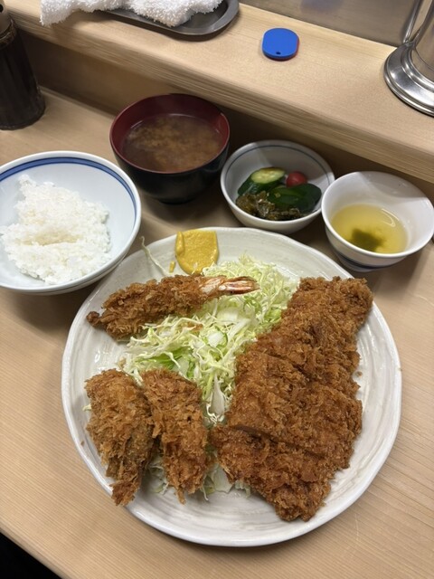 とんかつ あさや>