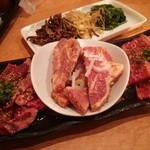 焼肉ざんまい - お得!!三種盛り