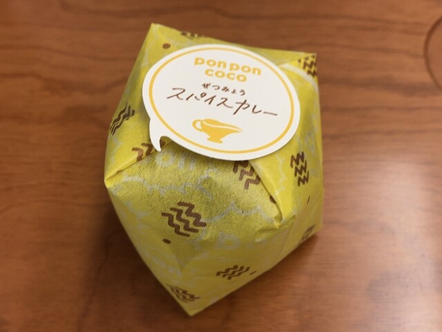 pon pon×Chris.P エキマルシェ新大阪店 （ポンポン バイ クリスピー