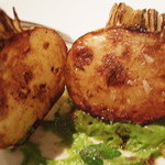 レフェルヴェソンス - 定点〜 丸ごと火入れした蕪とイタリアンパセリのエミュルション、バスク黒豚のジャンボンセック&ブリオッシュ