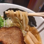 じるや - ヴィーガン醤油ラーメン