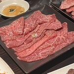 焼肉酒家 傳々 - 