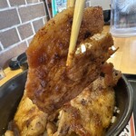 ブタリコ - 【2025.12.29(月)】旨み醬油だれぜいたく上州豚丼の豚肉5枚目