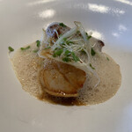 Pleurote - 帆立貝とリ・ド・ヴォーのポワレ