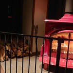 明神館 - スタッフが薪を焚べてくれました♪