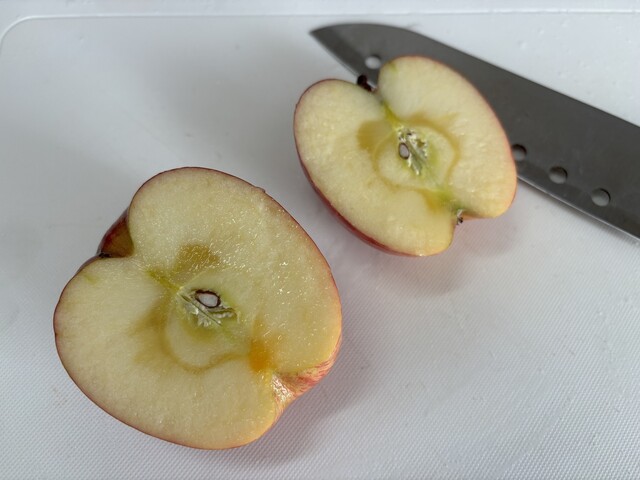 幸作りんご園 - 左沢（売店）の写真