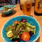 ひつまぶし名古屋備長 大名古屋ビルヂング店 - セットのサラダに乾杯はヱビスで！