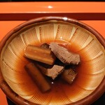 明神館 - 鹿肉と牛蒡の有馬煮　お酒が進む♪