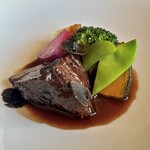 プロヴァンスの日曜日 - クリスマスランチB(\5,800)　肉料理：信州牛ほほ肉の赤ワイン煮込み、フレッシュトリュフ