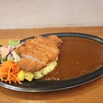 ハジカミ - 年末恒例のカツカレー
