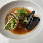 プリミ・バチ - 