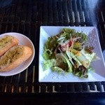 季逢庵 - 201412 季逢庵　★お肉セット（1100円）★サラダ＆ガーリックトースト
