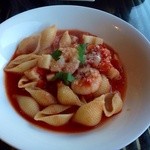 季逢庵 - 201412 季逢庵　★ランチセット（900円）★海老とレンコンのトマトソース・ショートパスタ（これに「サラダ・パン・スープ・小さいアイスと煎餅」が付きます(^-^)/