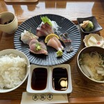 海の見えるごはん屋 - 