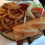 ウルフギャング・ステーキハウス - ステーキサンドイッチ