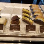 パティスリー モンテローザ - ショーケース