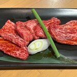ひゃら亭 - 特選カルビ追加1,800円