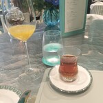 Tiffany Blue Box Café - 