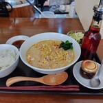 チャイナ カフェ 芳華 - 