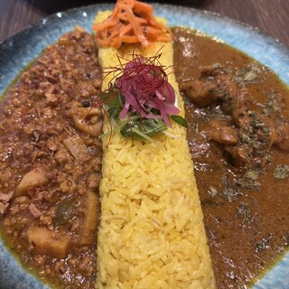 スパイシーカリーハウス半月_0