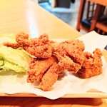 やぶ善 - 揚げたて熱々サックサクの"からあげ"。