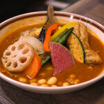 Rojiura Curry SAMURAI． - 【侍.まつり(ライスS@-10円)@税込1,805円】選べるトッピング2種：サクサクブロッコリー、チキン1/2 │ 野菜変更：ブロッコリー→玉ねぎ