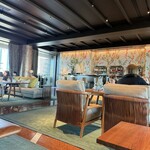 ブルガリ バー - 広々していてくつろげます。