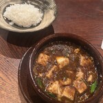 にしぶち飯店 - 麻婆豆腐、白ご飯
