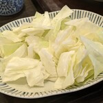 とんかつ 濵かつ - 私はキャベツ角切りが好き✨️、他の2人は千切り