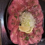 和牛炭火焼肉 牛仙 - 