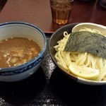 甍 - 濃厚煮干しつけ麺